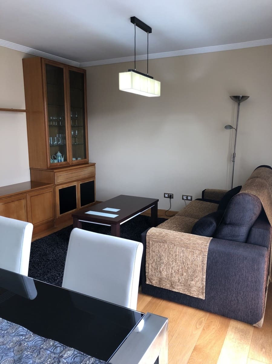 2 quarto Apartamento para arrendar em Santander com piscina garagem - 1 100 € (Ref: 9625388)