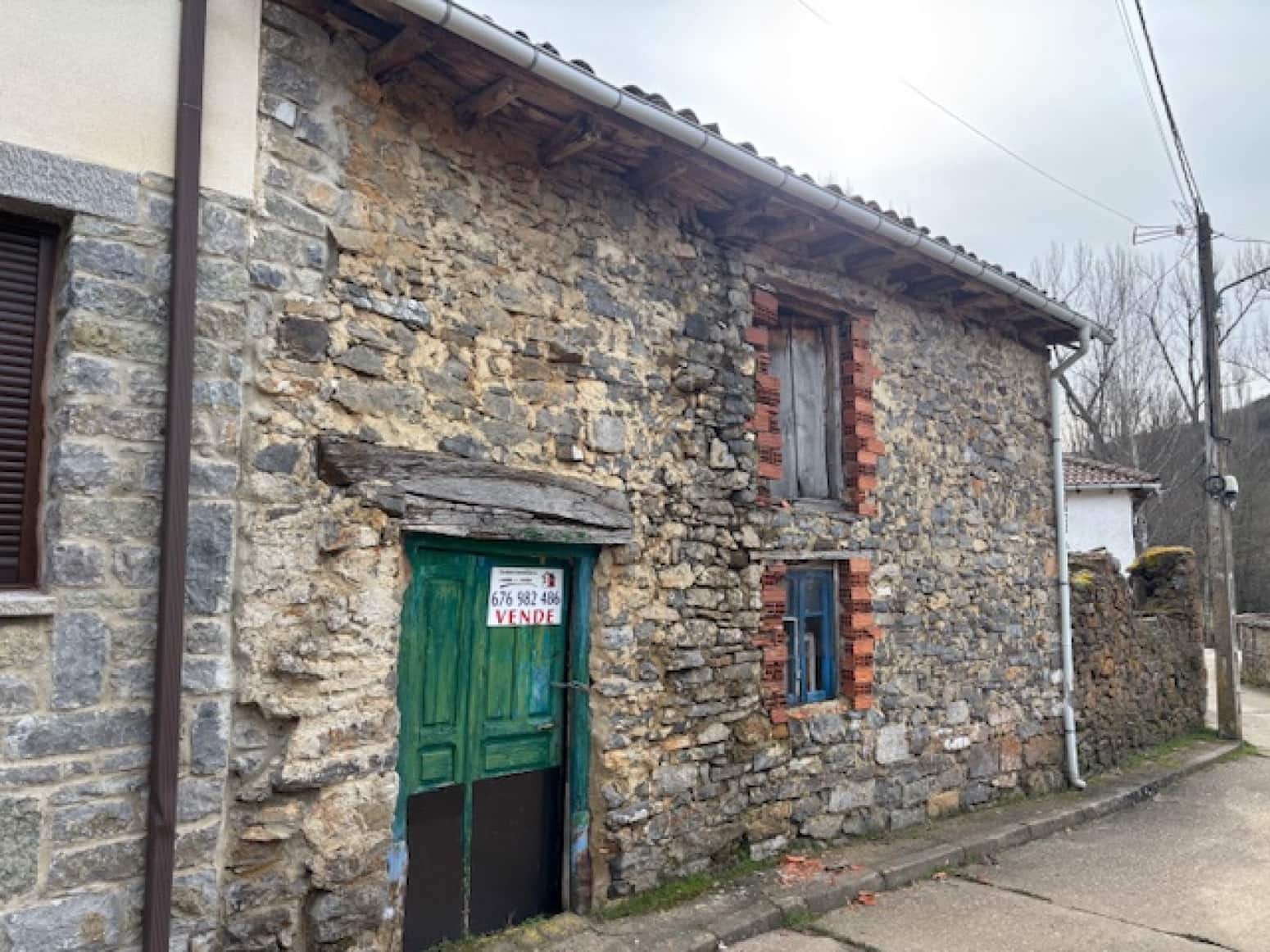 Byggetomt til salgs i Cervera de Pisuerga - € 18 000 (Ref: 9634046)