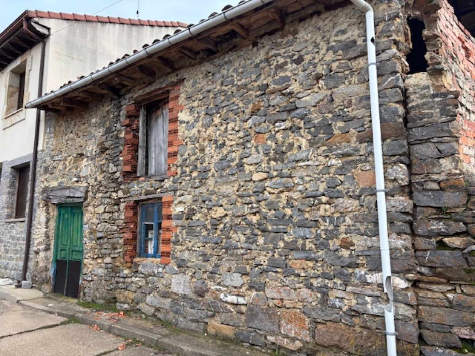 Byggetomt til salgs i Cervera de Pisuerga - € 18 000 (Ref: 9634046)