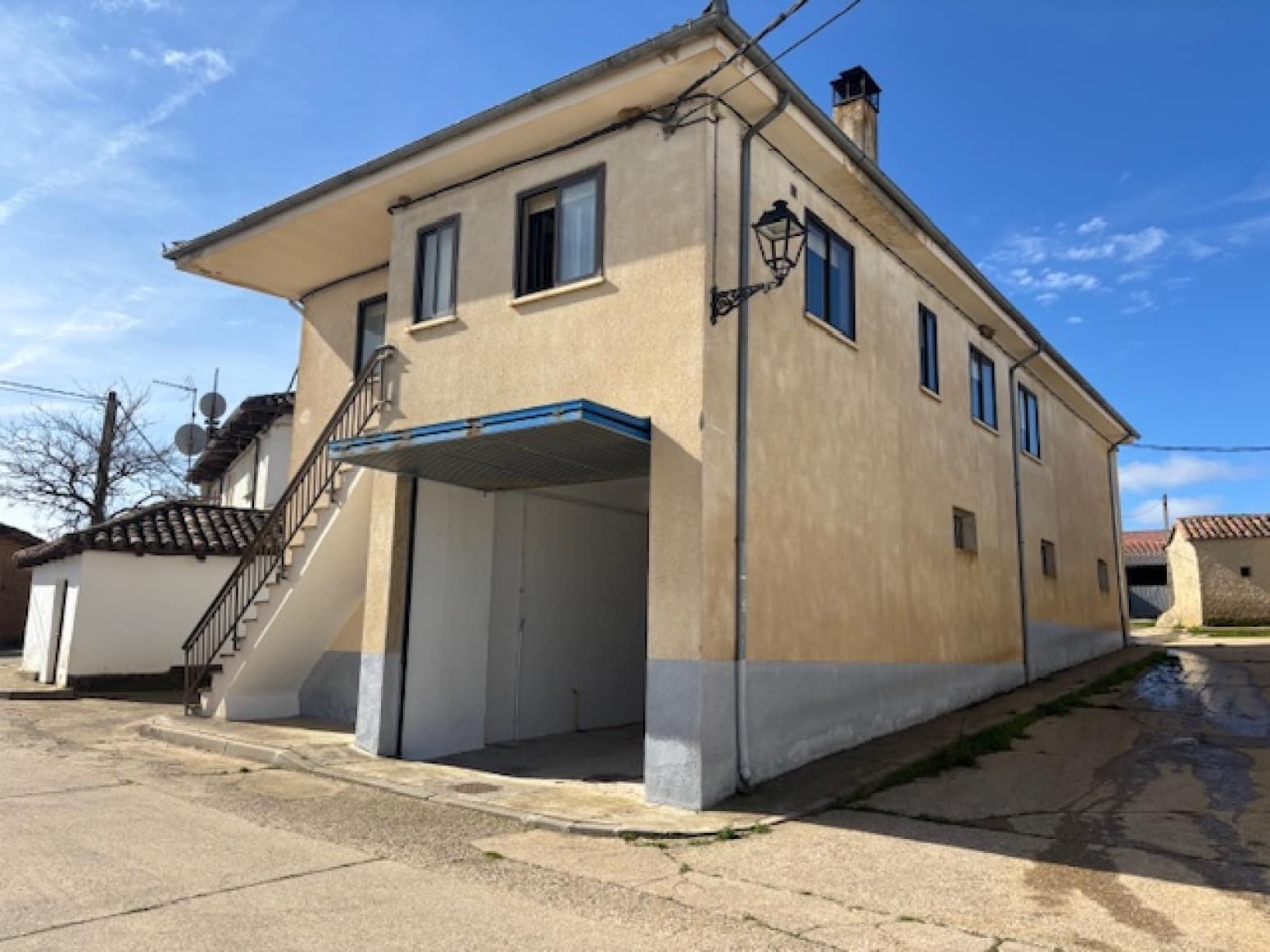 4 sypialnia Willa na sprzedaż w Collazos de Boedo z garażem - 120 000 € (Ref: 9634049)