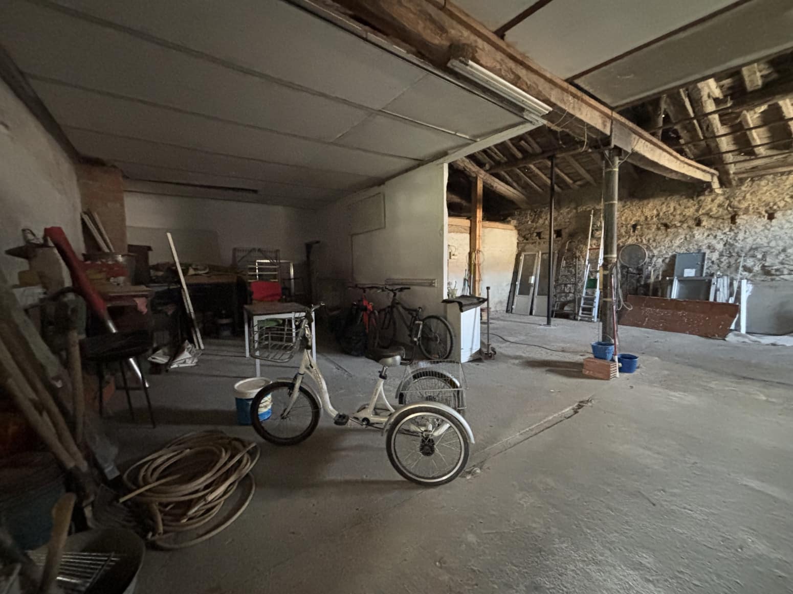 5 soveværelse Villa til salg i Alar del Rey med garage - € 115.000 (Ref: 9682392)