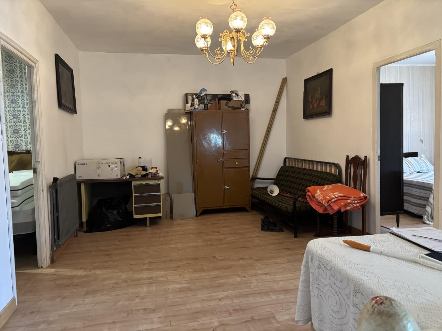 5 soveværelse Villa til salg i Alar del Rey med garage - € 115.000 (Ref: 9682392)