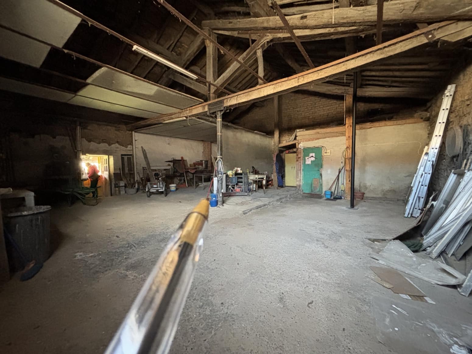 5 soveværelse Villa til salg i Alar del Rey med garage - € 115.000 (Ref: 9682392)