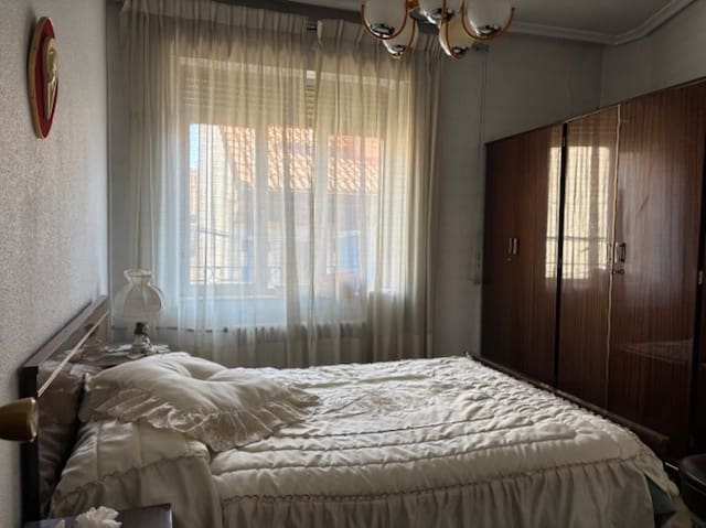 5 chambre Appartement à vendre à Cervera de Pisuerga avec garage - 220 000 € (Ref: 9682395)