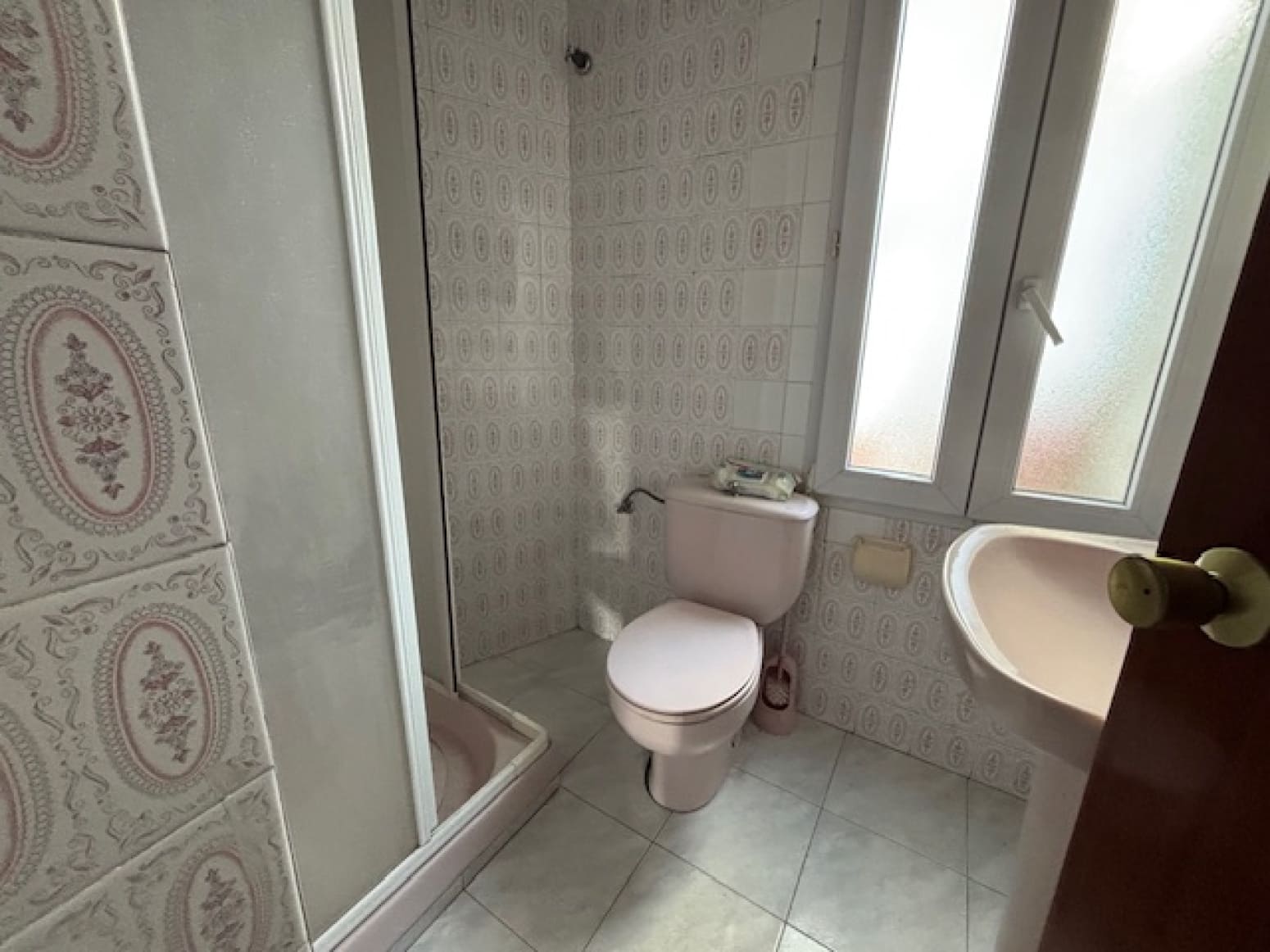 Piso de 5 habitaciones en Cervera de Pisuerga en venta con garaje - 220.000 € (Ref: 9682395)