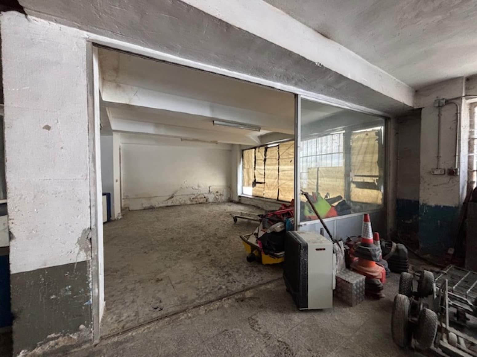 Piso de 5 habitaciones en Cervera de Pisuerga en venta con garaje - 220.000 € (Ref: 9682395)