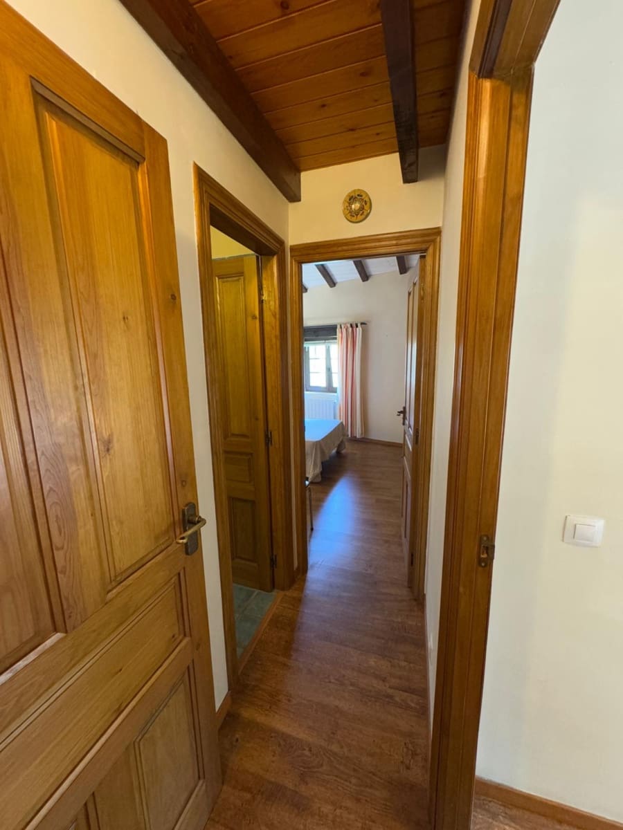 4 bedroom Villa for sale in Cartes - € 255,000 (Ref: 9741569)