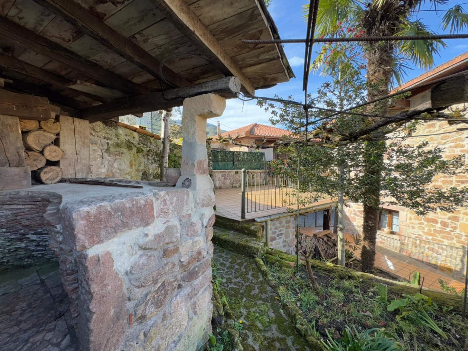 4 bedroom Villa for sale in Cartes - € 255,000 (Ref: 9741569)