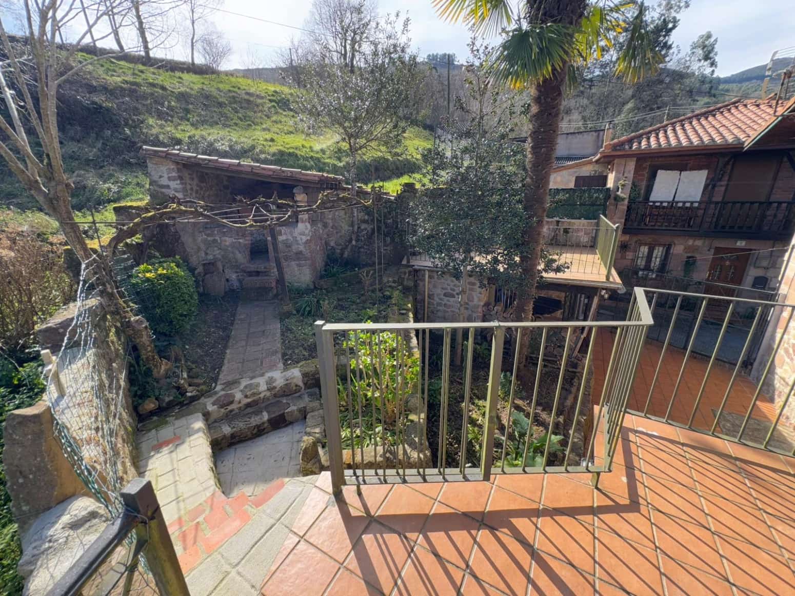 4 bedroom Villa for sale in Cartes - € 255,000 (Ref: 9741569)