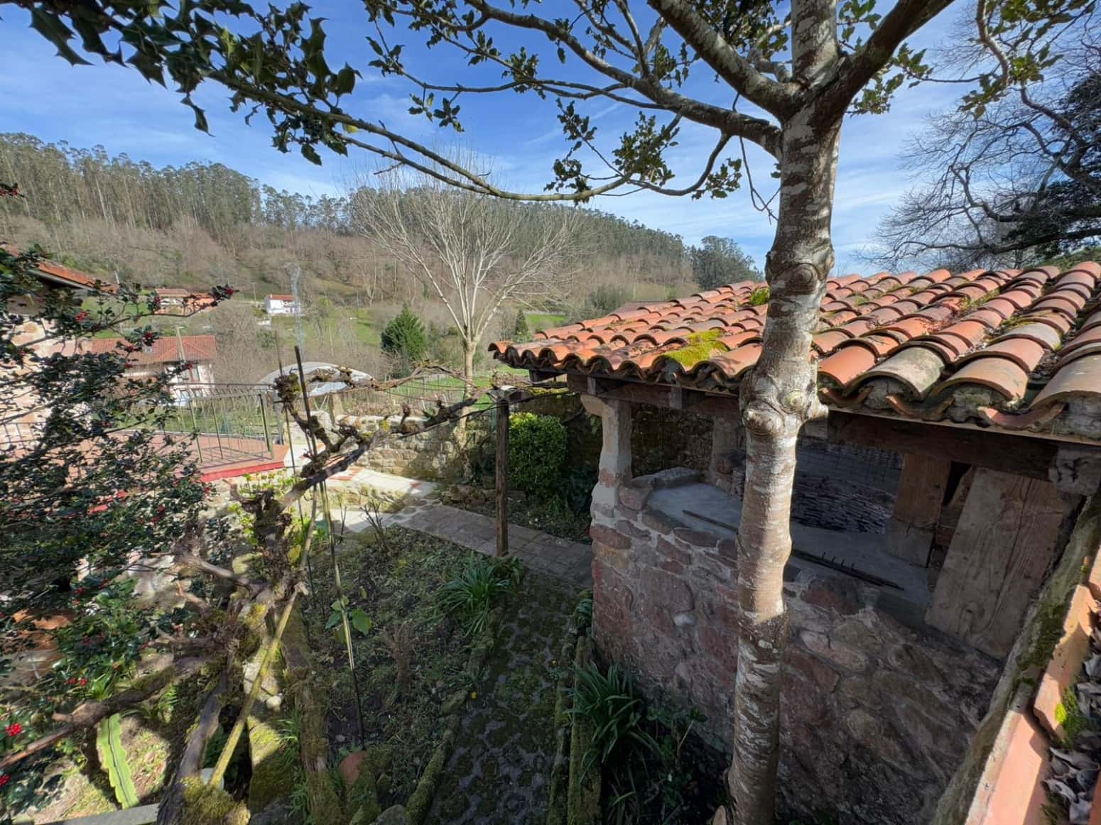 4 bedroom Villa for sale in Cartes - € 255,000 (Ref: 9741569)