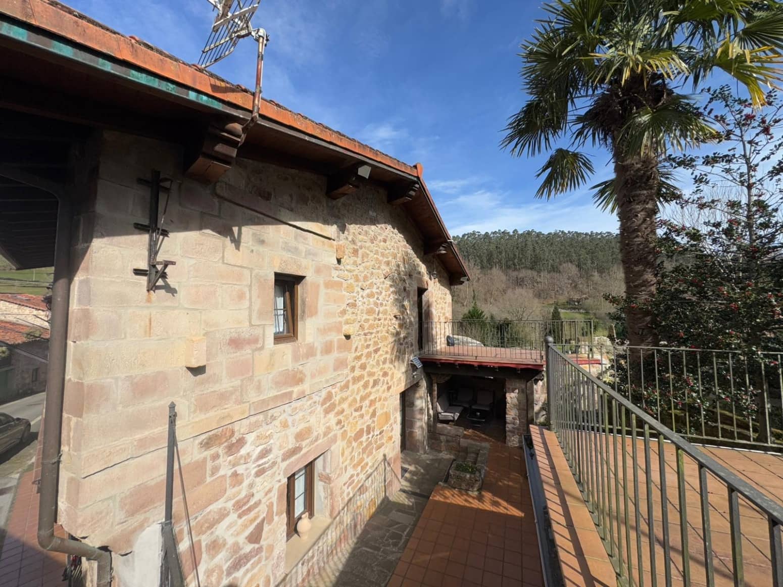 4 bedroom Villa for sale in Cartes - € 255,000 (Ref: 9741569)