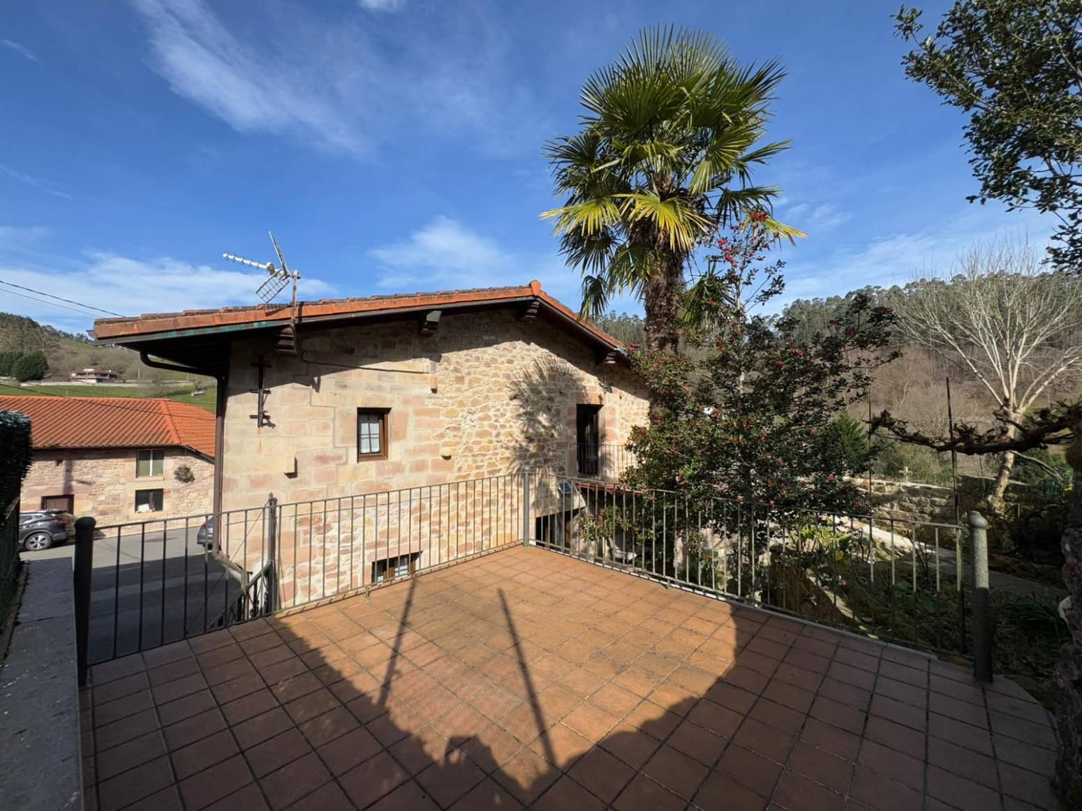 4 bedroom Villa for sale in Cartes - € 255,000 (Ref: 9741569)