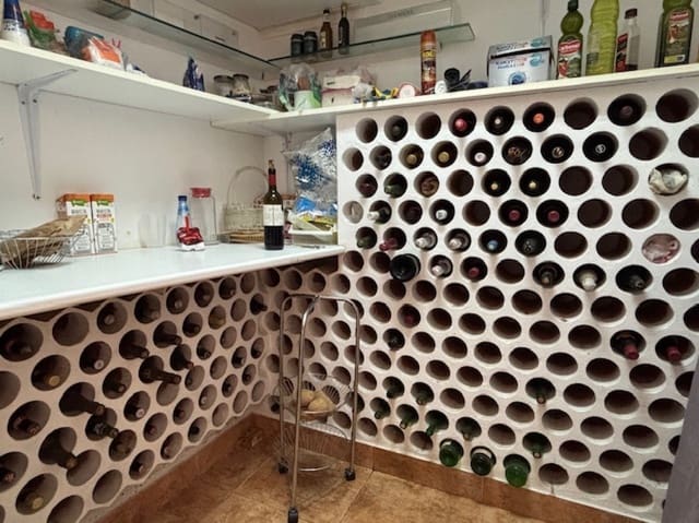 3 Zimmer Villa zu verkaufen in Prádanos de Ojeda mit Garage - 210.000 € (Ref: 9745237)