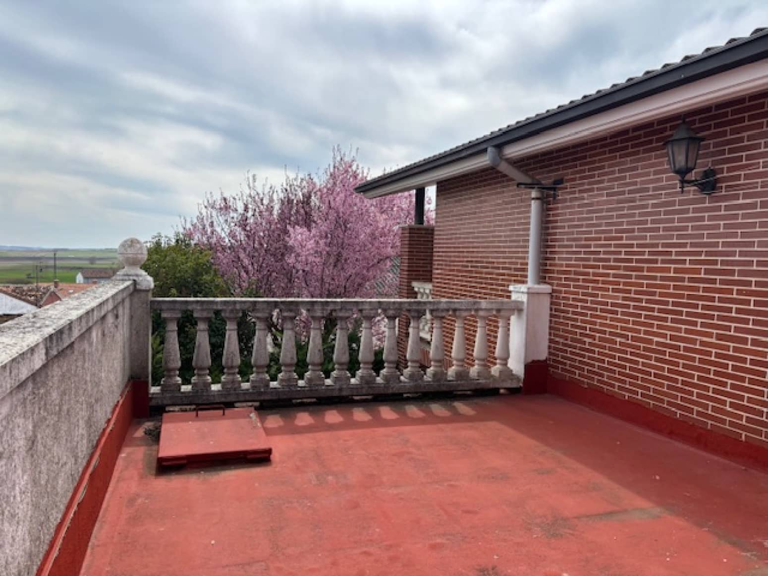 3 Zimmer Villa zu verkaufen in Pradanos de Ojeda mit Garage - 210.000 € (Ref: 9745237)