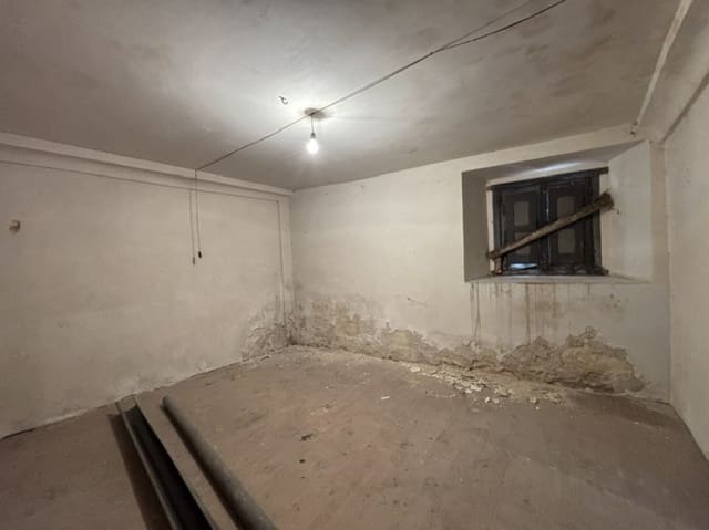 3 chambre Villa/Maison à vendre à Mudá - 32 000 € (Ref: 9745238)