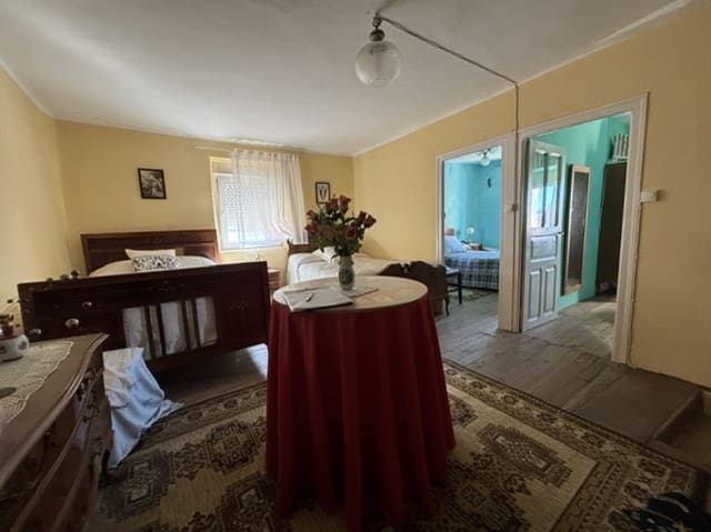 2 slaapkamer Villa te koop in Aguilar de Campoo - € 120.000 (Ref: 9761774)