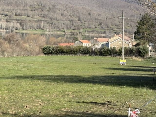Tontti myytävänä paikassa Cervera de Pisuerga - 39 000 € (Ref: 9761775)