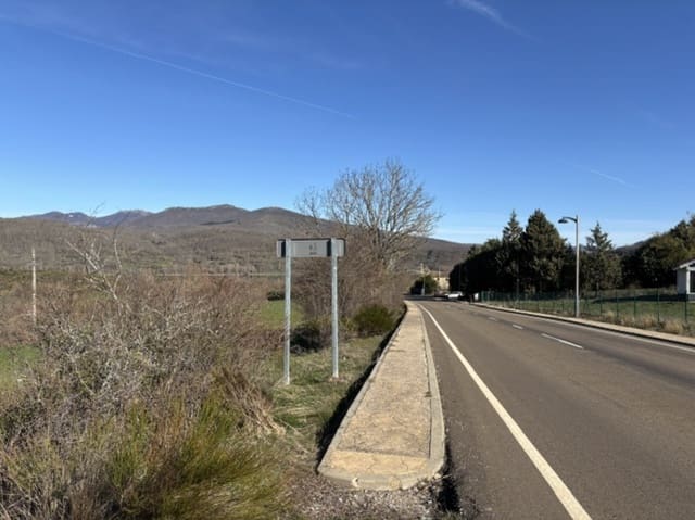 Tontti myytävänä paikassa Cervera de Pisuerga - 39 000 € (Ref: 9761775)