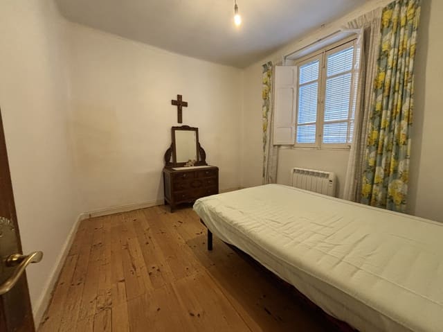 2 sypialnia Willa na sprzedaż w Barruelo de Santullán z garażem - 43 000 € (Ref: 9763538)