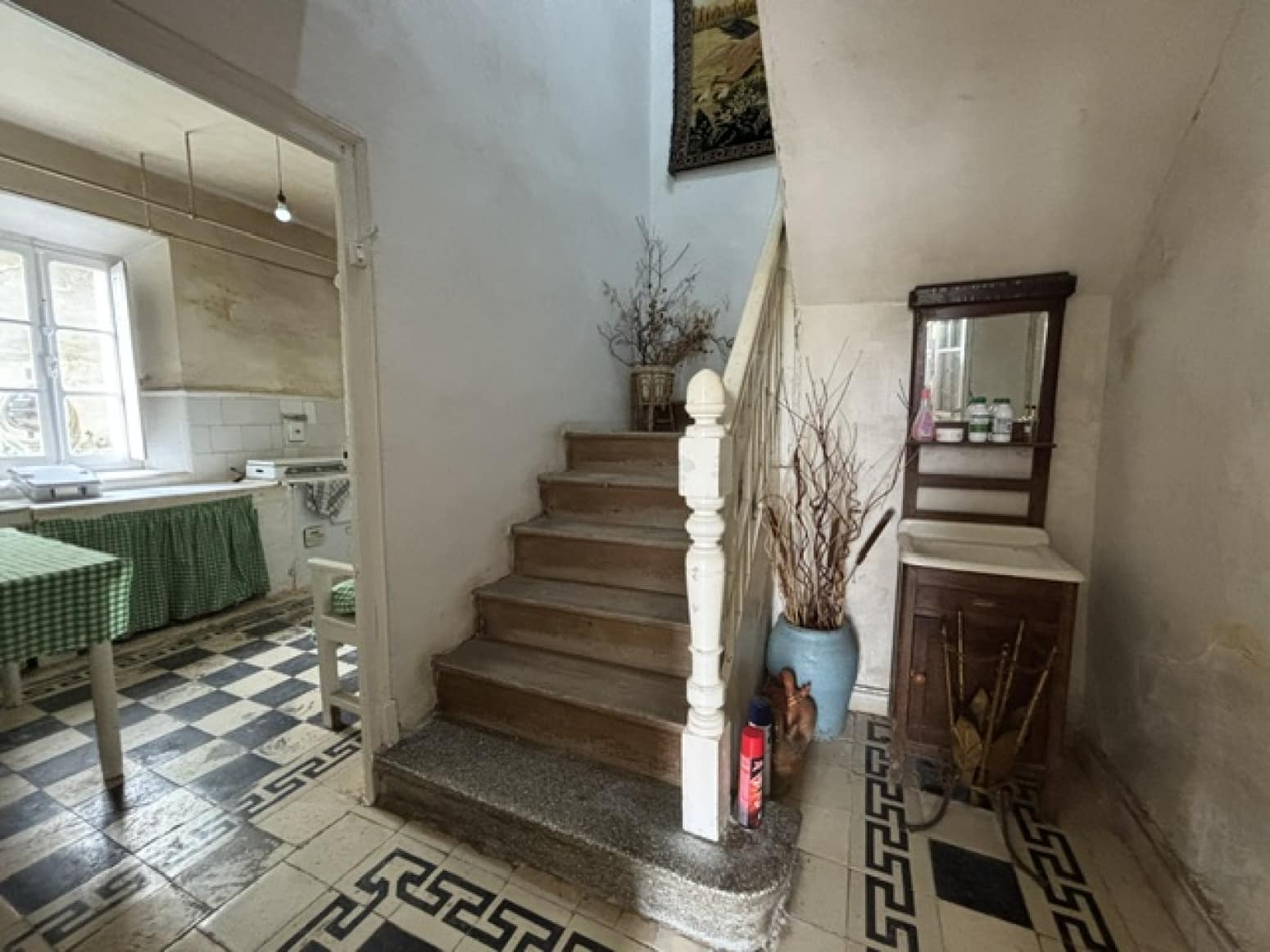 5 bedroom Villa for sale in Basconcillos del Tozo - € 32,000 (Ref: 9800560)