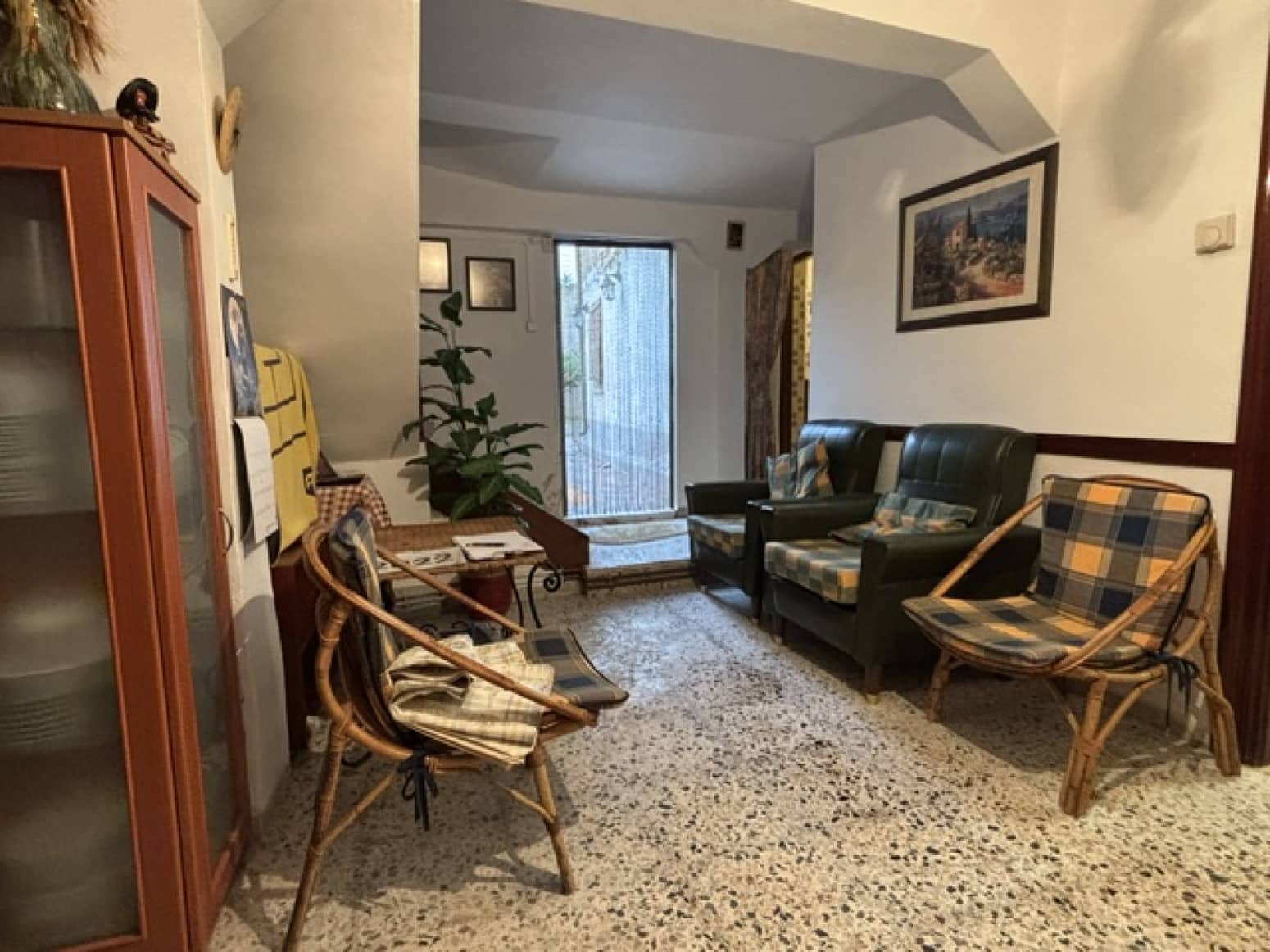 3 soveværelse Villa til salg i Pradanos de Ojeda med garage - € 98.000 (Ref: 9813743)