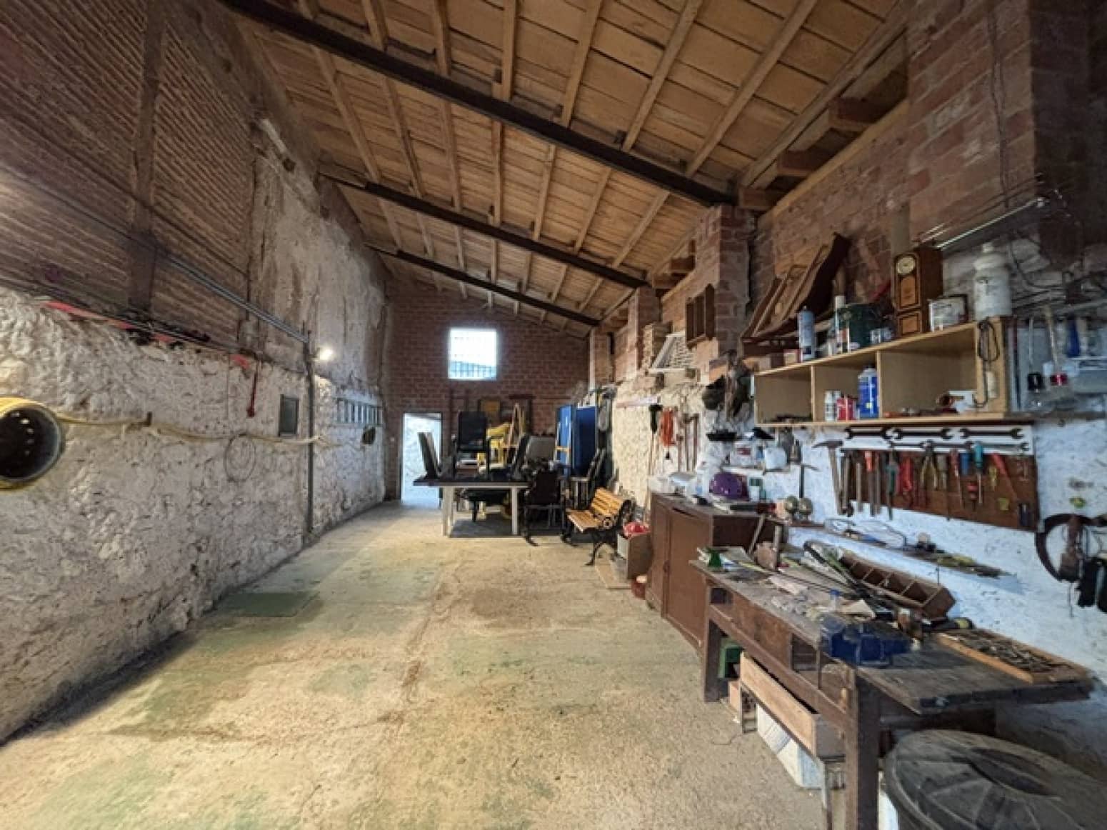 3 soveværelse Villa til salg i Pradanos de Ojeda med garage - € 98.000 (Ref: 9813743)