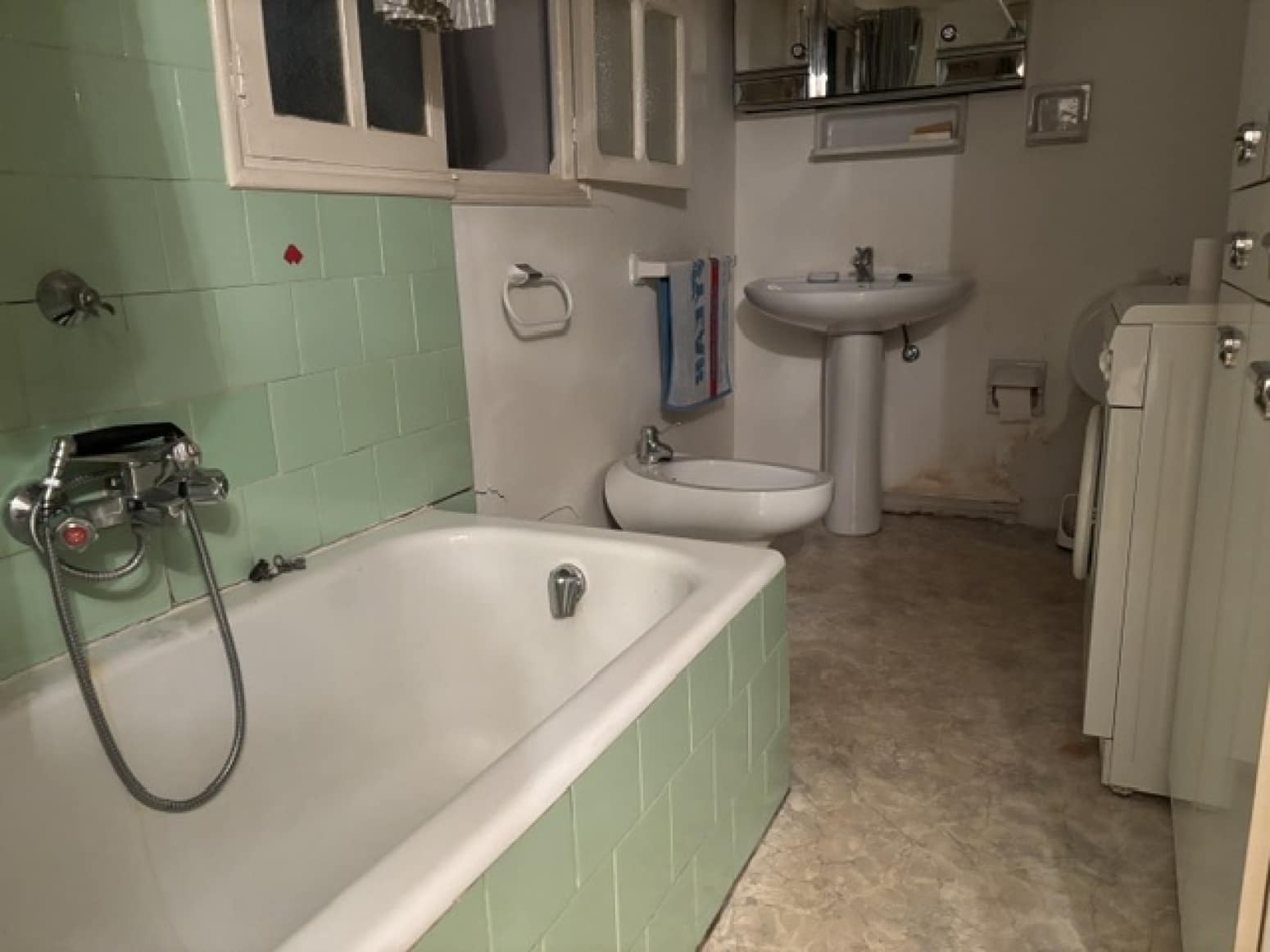 6 bedroom Villa for sale in Cervera de Pisuerga - € 199,000 (Ref: 9836017)