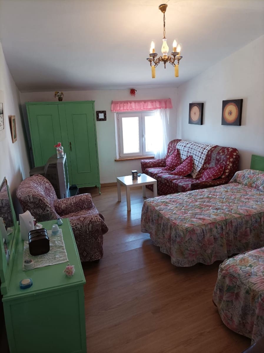 2 bedroom Villa for sale in Sotresgudo - € 76,000 (Ref: 9836018)