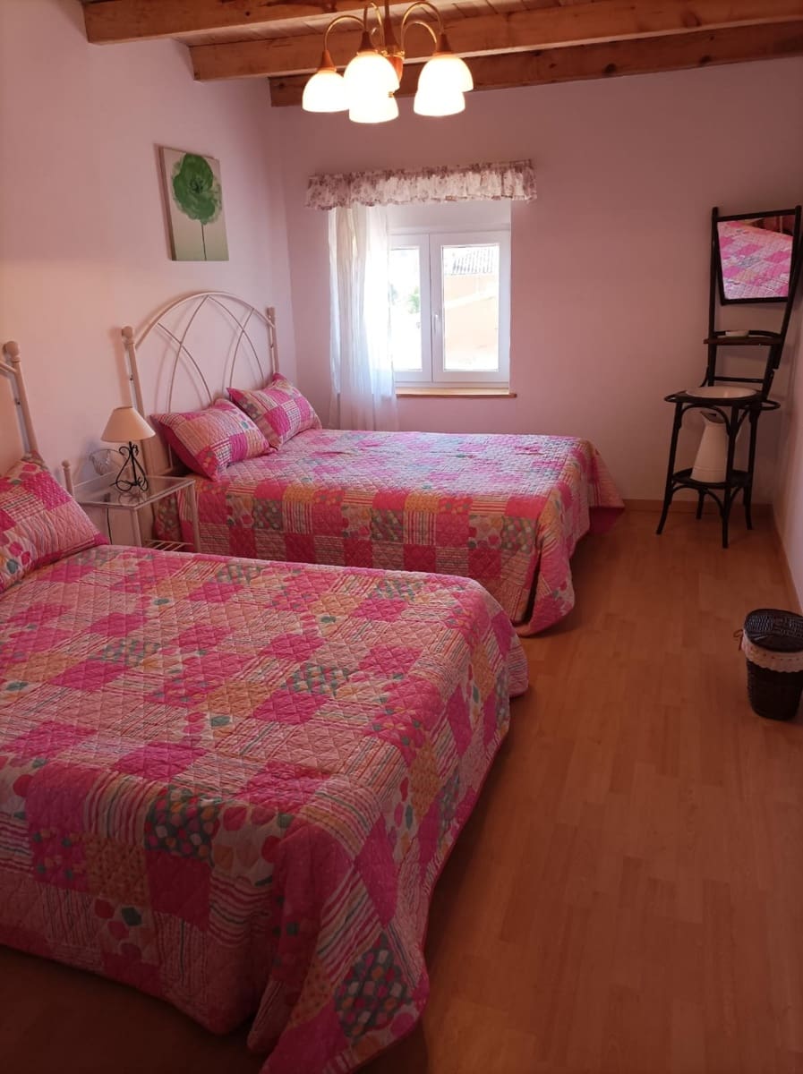 2 bedroom Villa for sale in Sotresgudo - € 76,000 (Ref: 9836018)