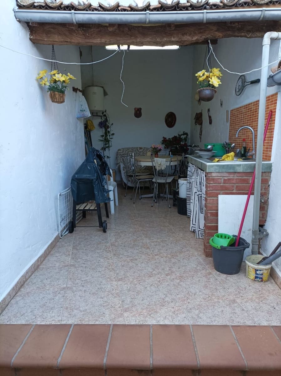 2 bedroom Villa for sale in Sotresgudo - € 76,000 (Ref: 9836018)