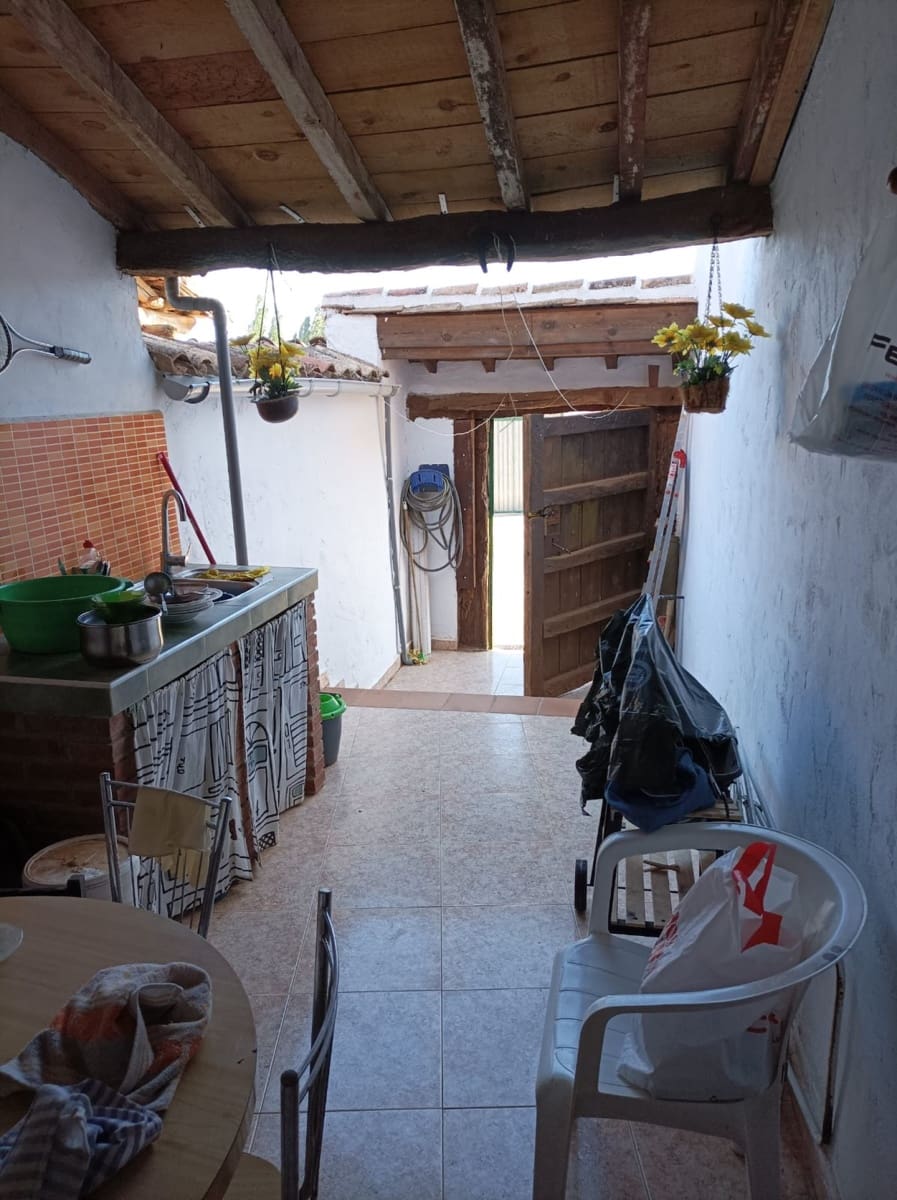 2 bedroom Villa for sale in Sotresgudo - € 76,000 (Ref: 9836018)