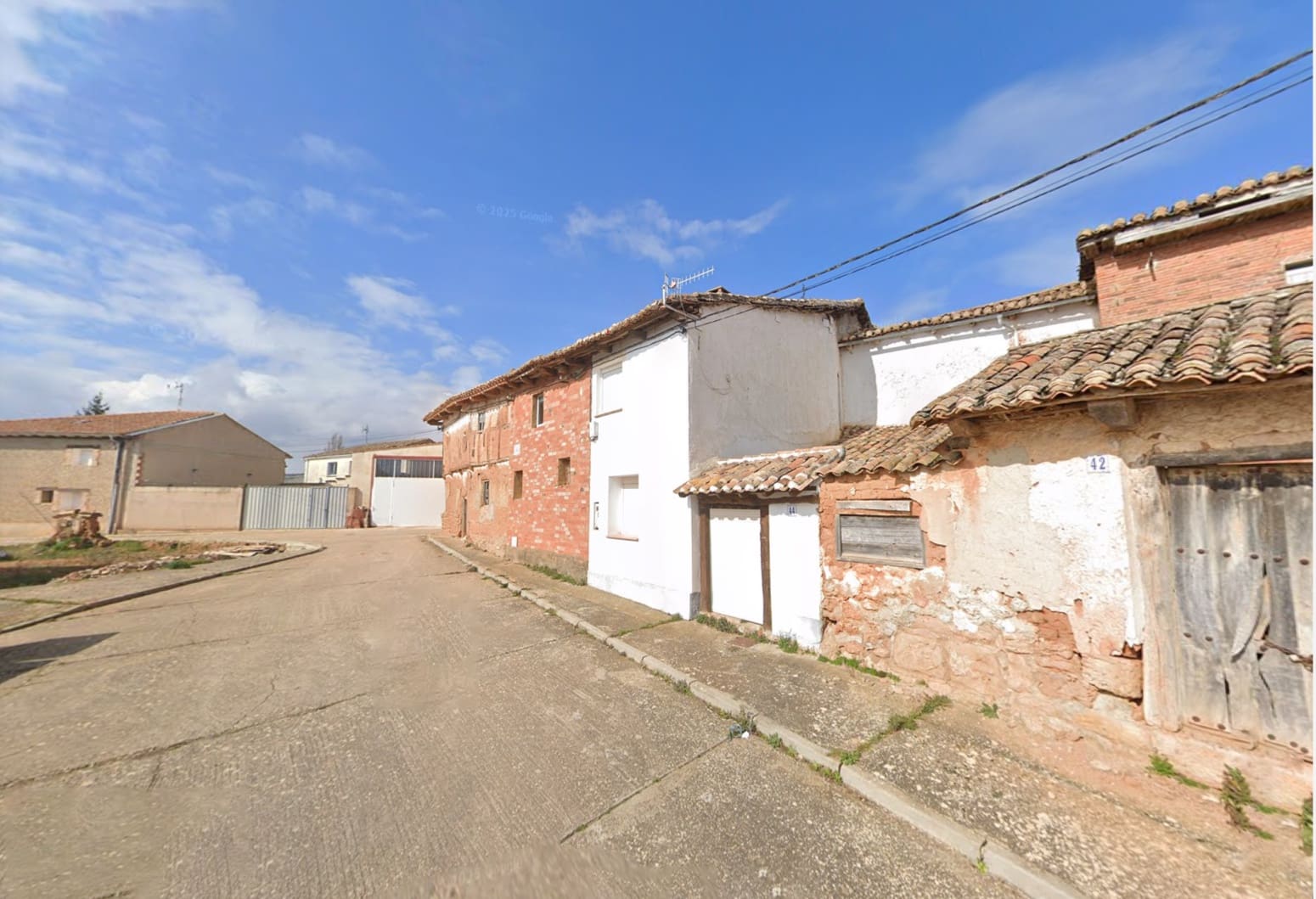 2 bedroom Villa for sale in Sotresgudo - € 76,000 (Ref: 9836018)