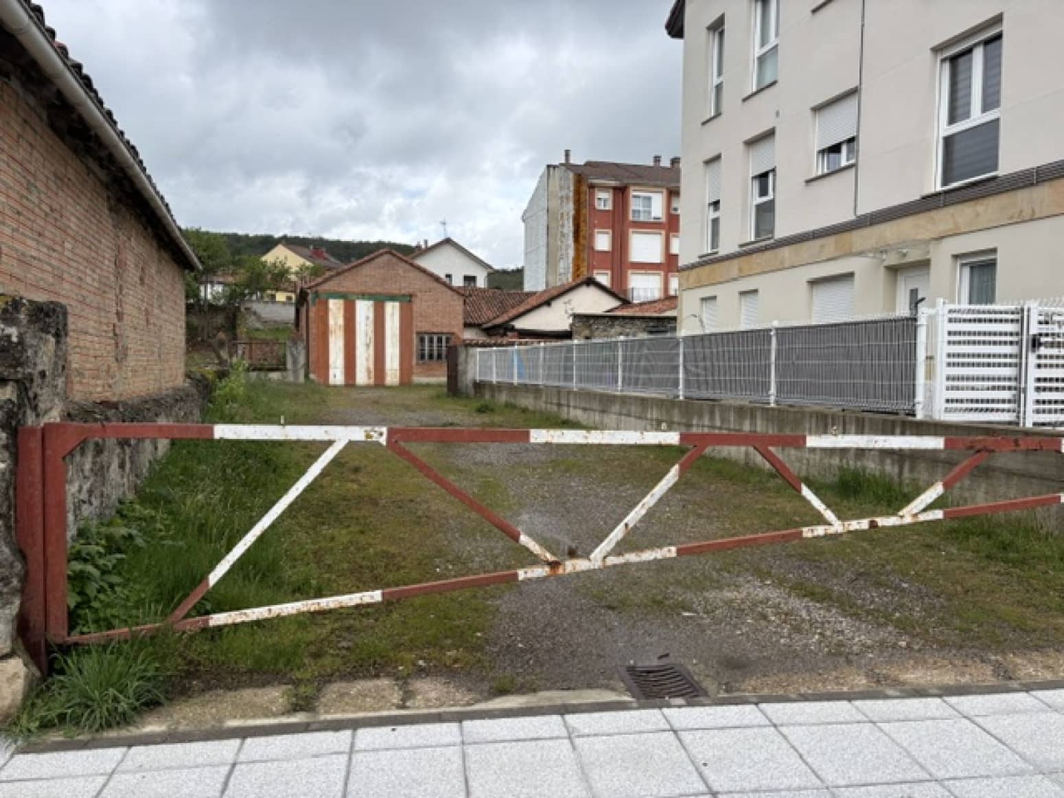 Commercial for sale in Cervera de Pisuerga - € 199,000 (Ref: 9836019)