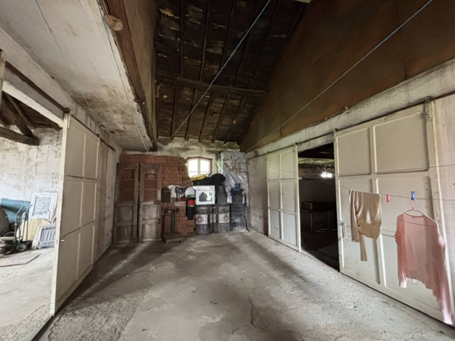 Commercial for sale in Cervera de Pisuerga - € 199,000 (Ref: 9836019)
