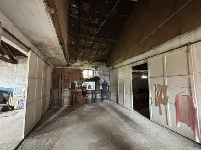 Comercial para venda em Cervera de Pisuerga - 199 000 € (Ref: 9836019)