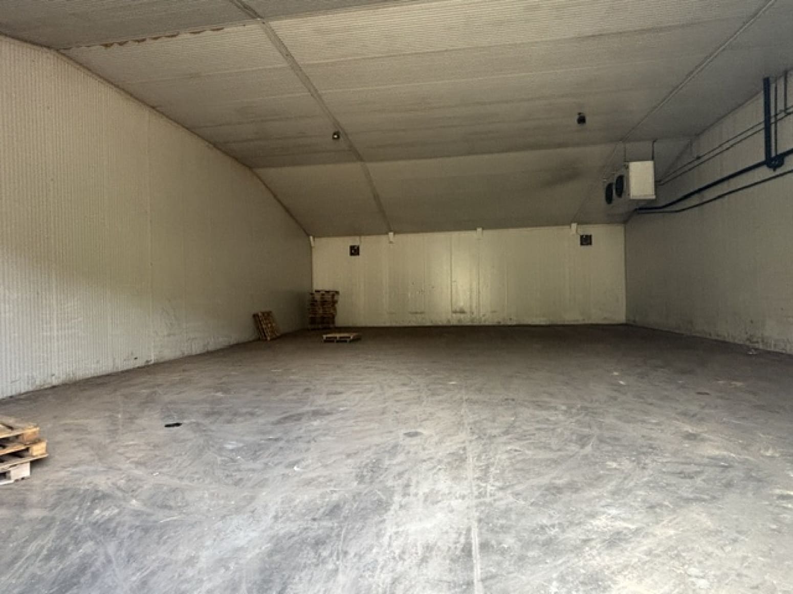 Commercial for sale in Aguilar de Campoo - € 190,000 (Ref: 9838993)
