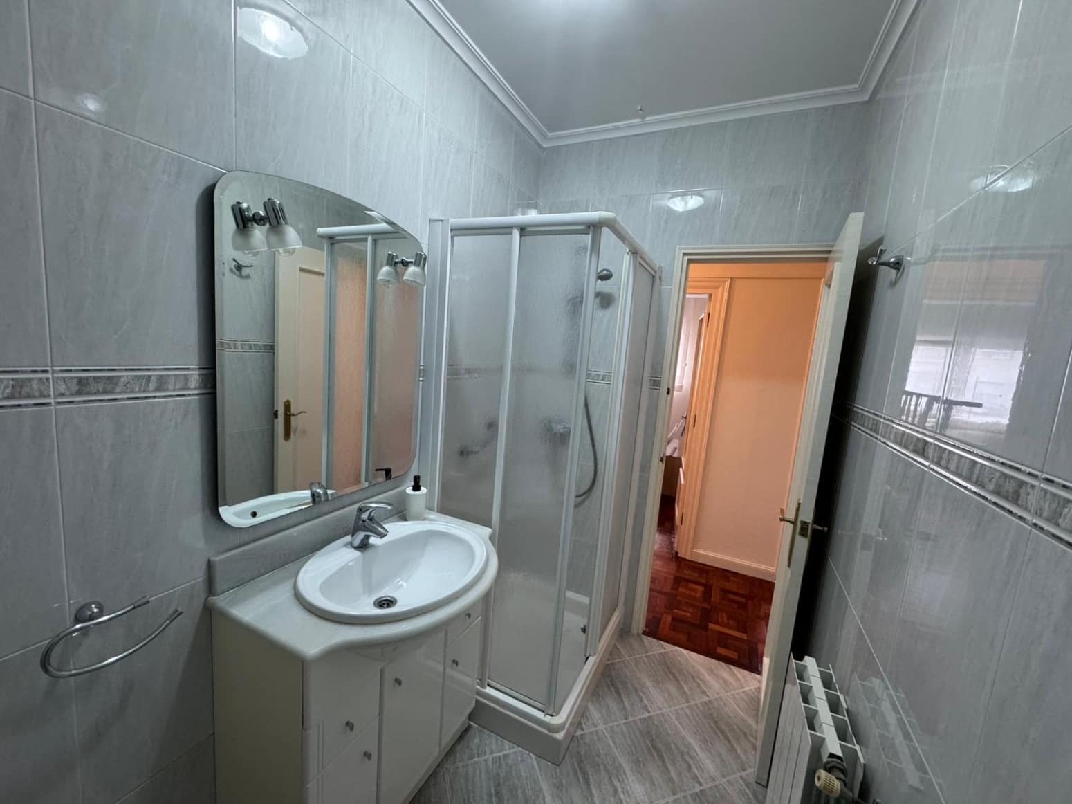 Piso de 3 habitaciones en Torrelavega en venta - 140.000 € (Ref: 9840286)