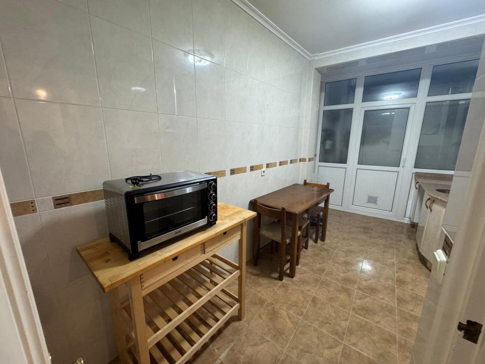 Piso de 3 habitaciones en Torrelavega en venta - 140.000 € (Ref: 9840286)