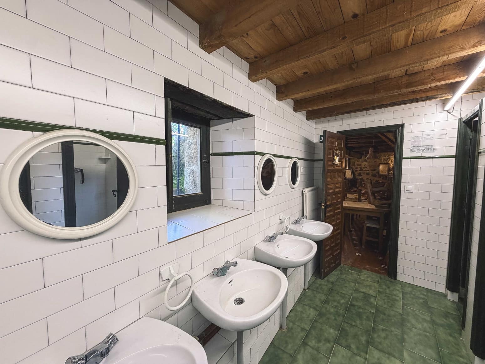 48 Zimmer Villa zu vermieten in Valderredible mit Garage - 200 € (Ref: 9849144)