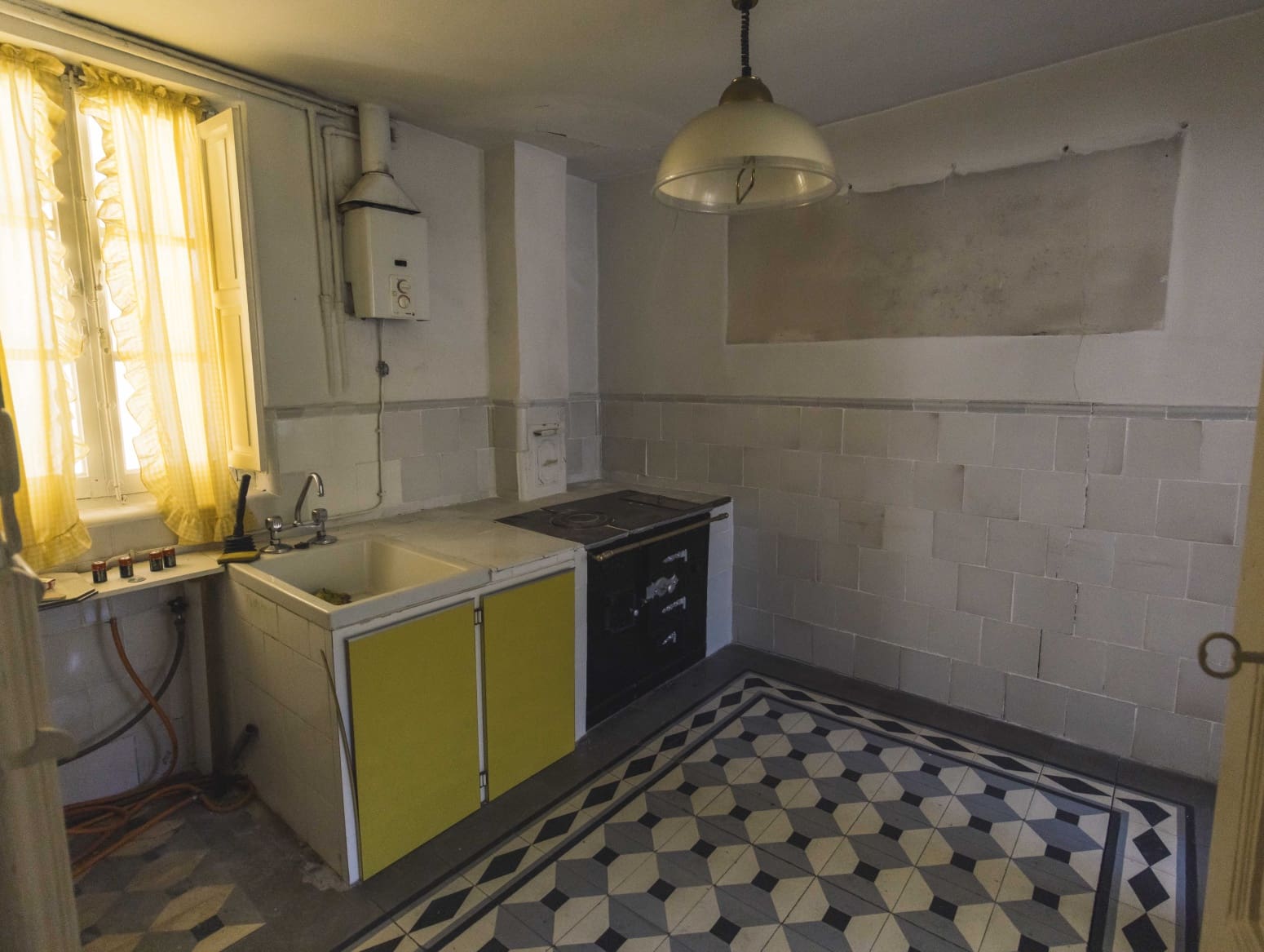 12 bedroom Flat for sale in Aguilar de Campoo - € 198,000 (Ref: 9857549)