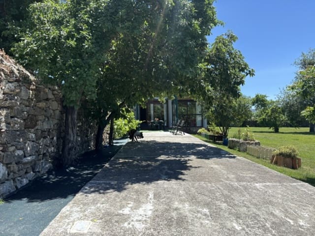 2 slaapkamer Villa te koop in Aguilar de Campoo met garage - € 135.000 (Ref: 9888710)