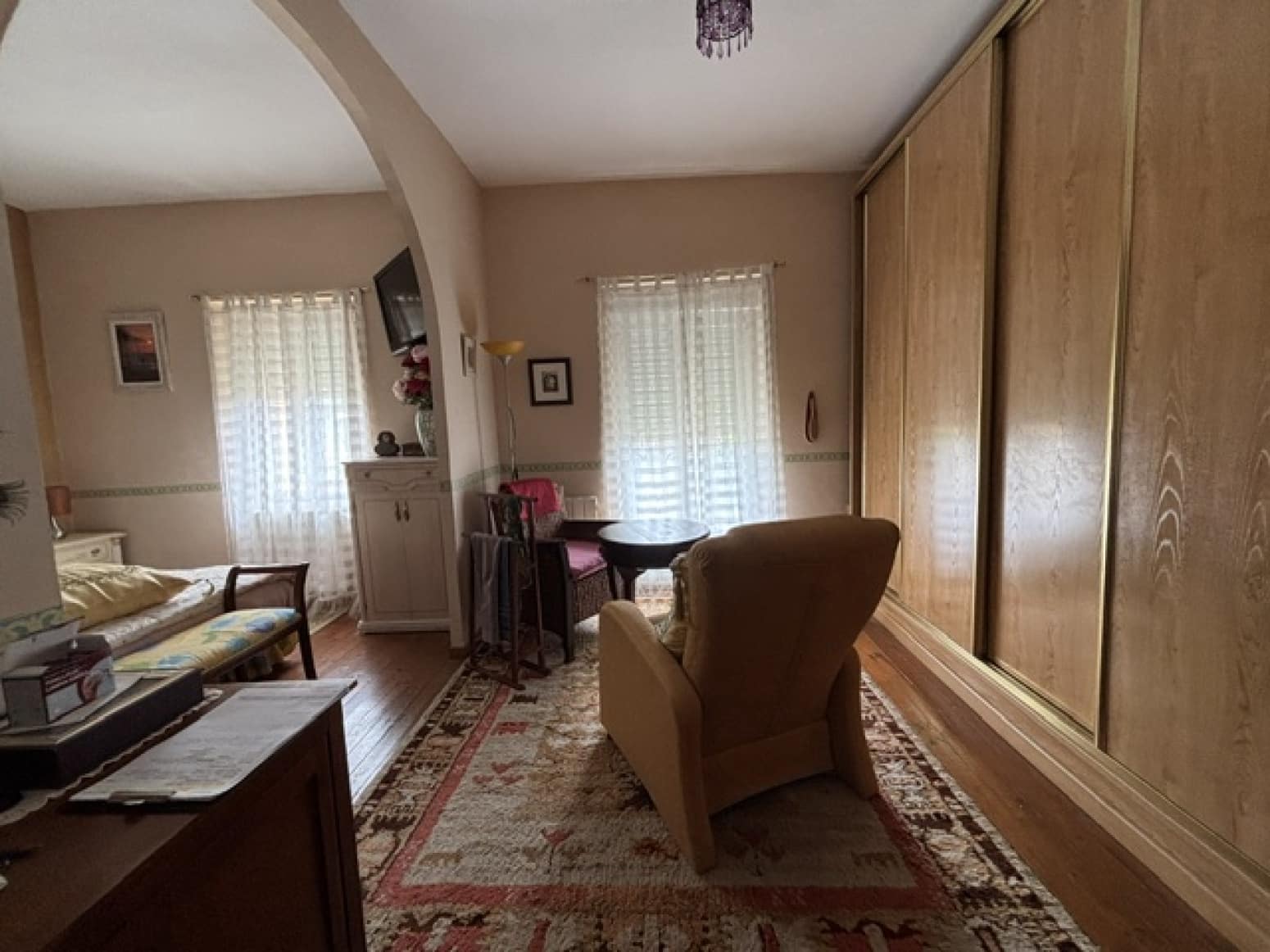 Chalet de 4 habitaciones en Valle de Valdelucio en venta - 230.000 € (Ref: 9915341)