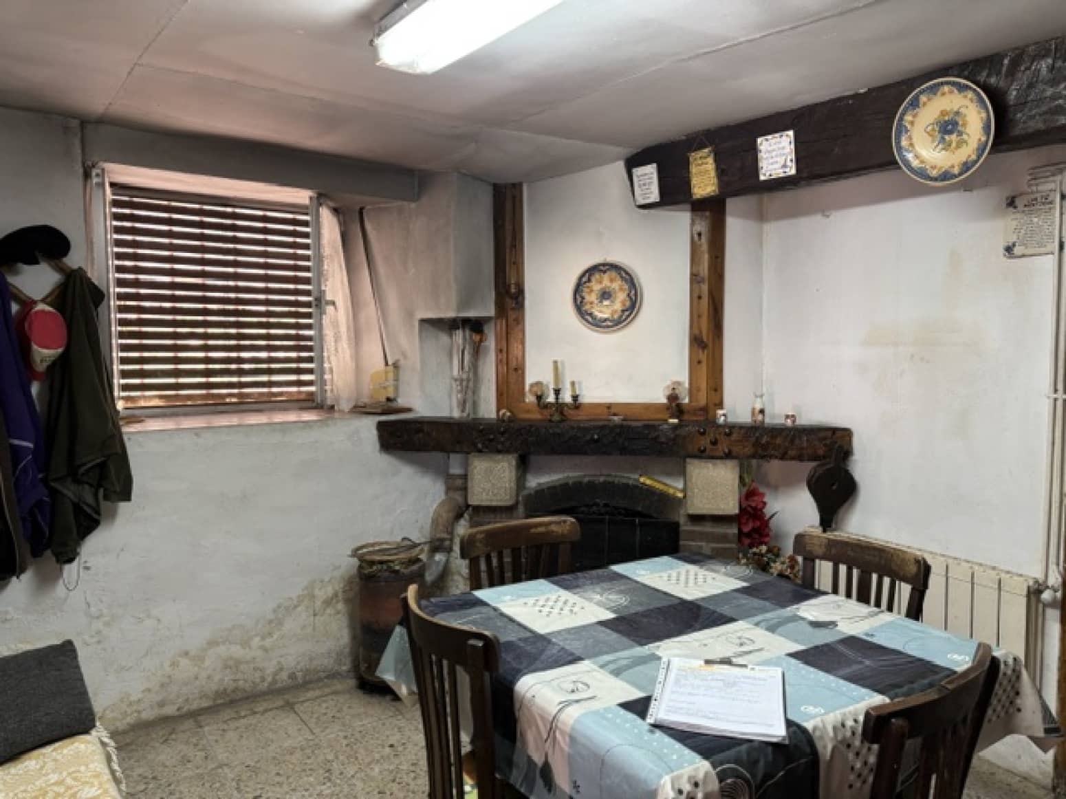 4 bedroom Villa for sale in Pomar de Valdivia - € 75,000 (Ref: 9915342)
