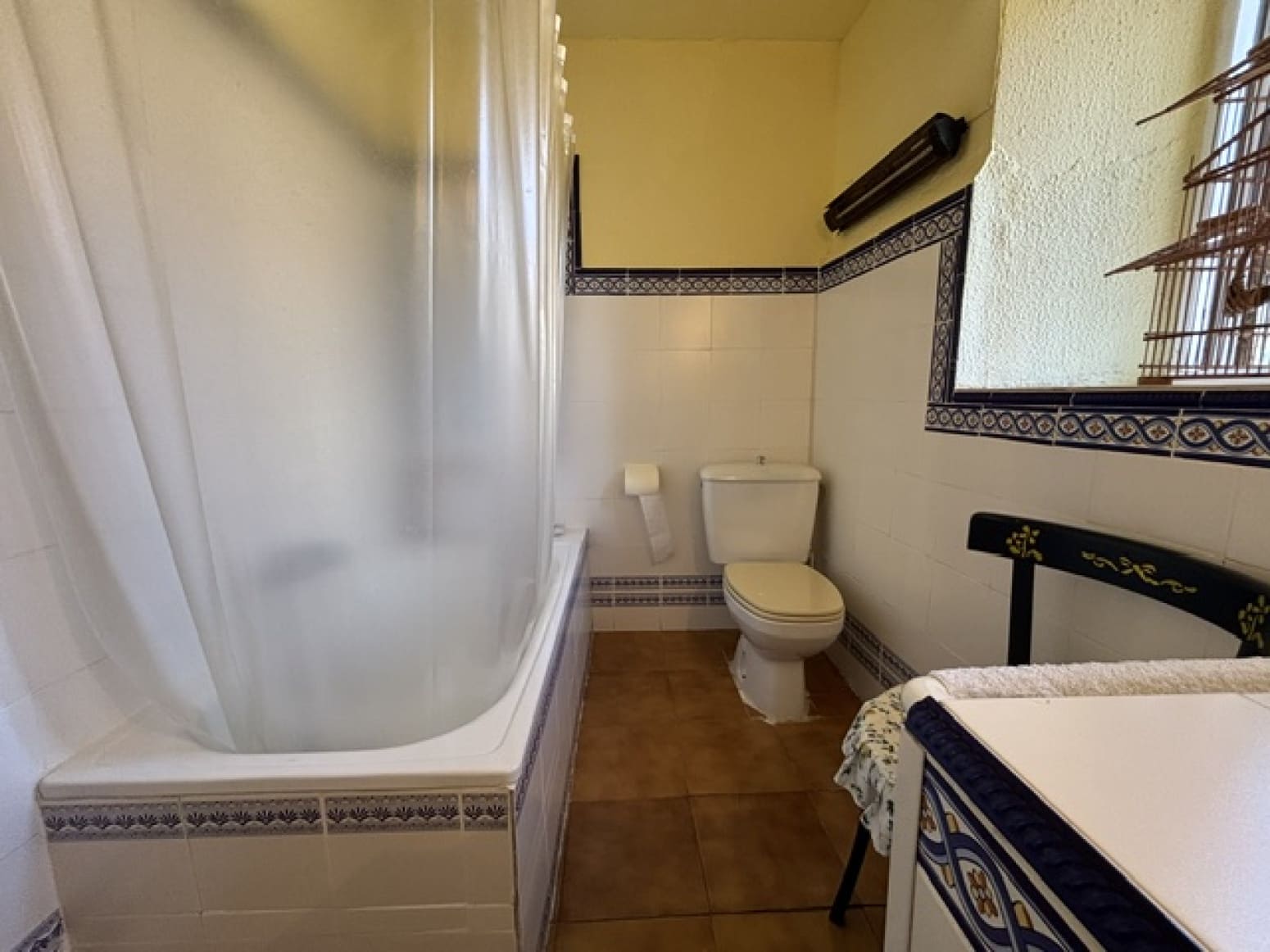 4 bedroom Villa for sale in Pomar de Valdivia - € 75,000 (Ref: 9915342)