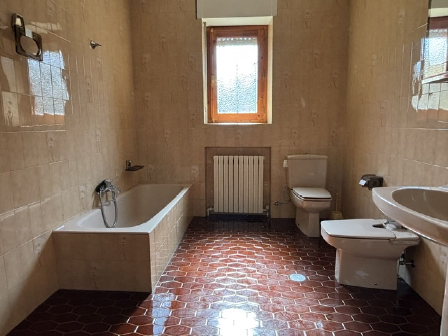 Chalet de 4 habitaciones en Villanueva de Arriba en venta con garaje - 165.000 € (Ref: 9928907)