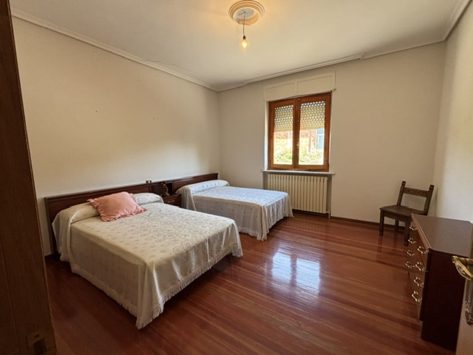 Chalet de 4 habitaciones en Villanueva de Arriba en venta con garaje - 165.000 € (Ref: 9928907)