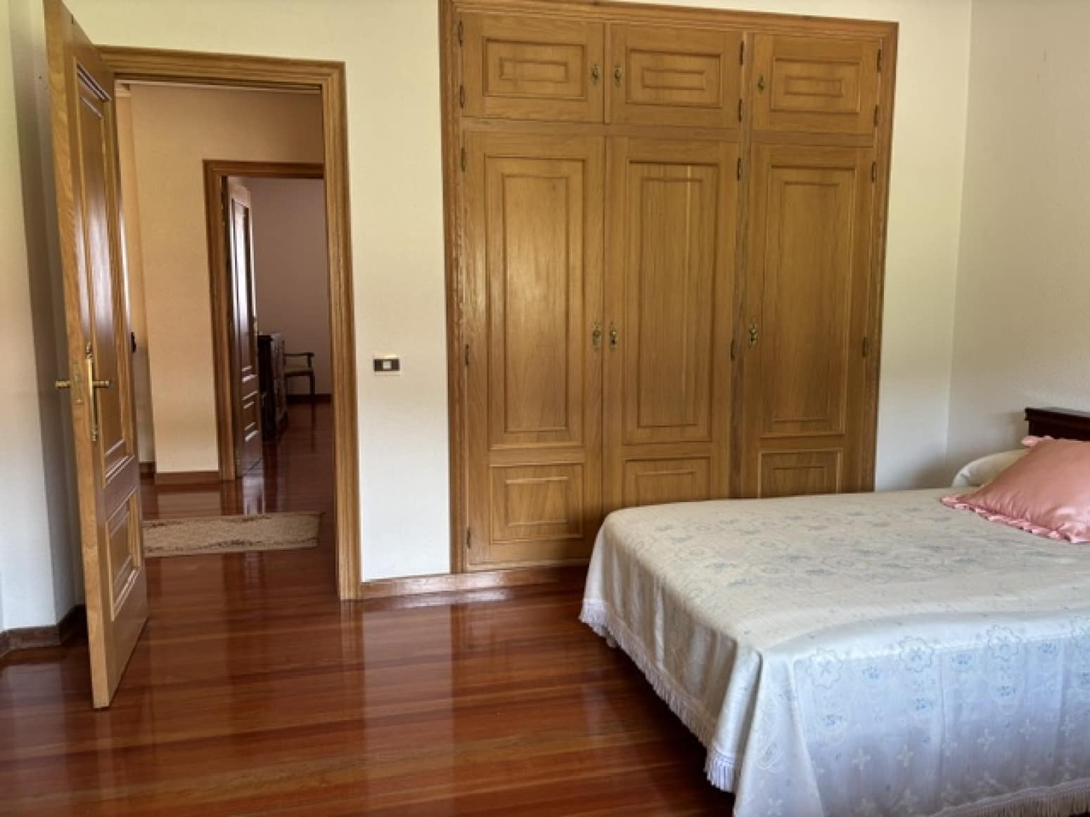 Chalet de 4 habitaciones en Villanueva de Arriba en venta con garaje - 165.000 € (Ref: 9928907)