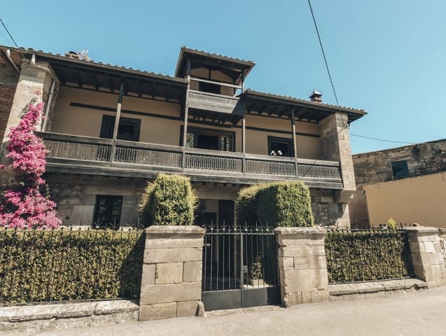 4 camera da letto Villa in vendita in Anievas con garage - 535.000 € (Rif: 9943925)