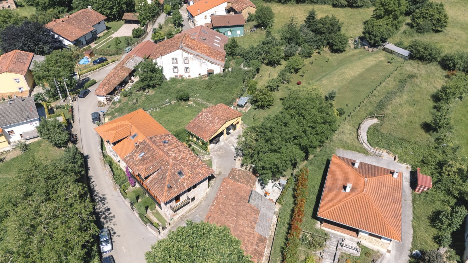 4 soveværelse Villa til salg i Anievas med garage - € 535.000 (Ref: 9943925)