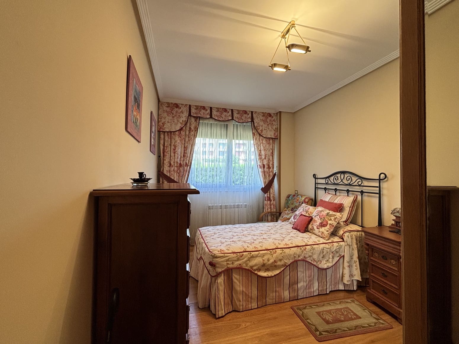 2 bedroom Flat for sale in Santander with pool garage - € 410,000 (Ref: 9966274)
